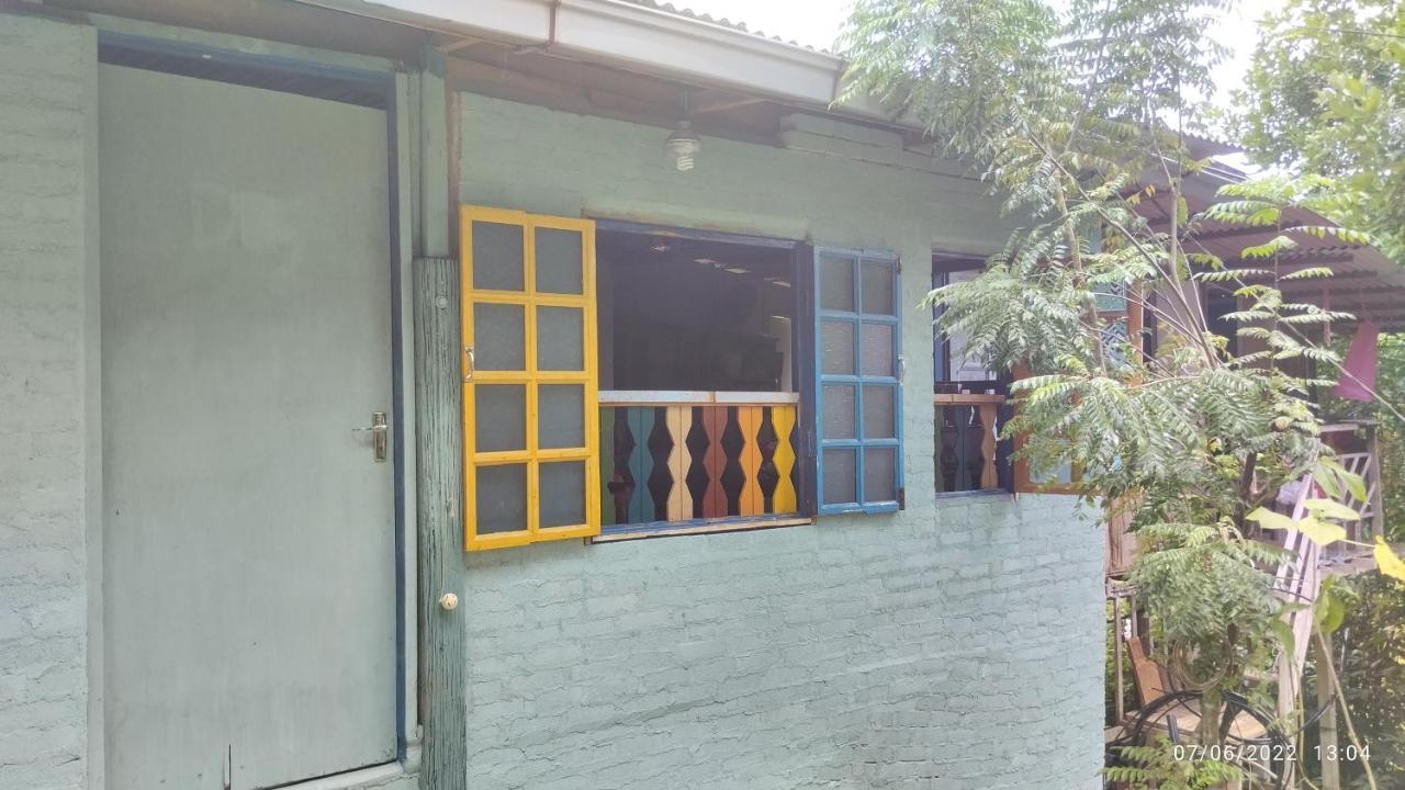 Tahan Guest House Kuala Tahan Buitenkant foto