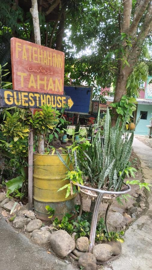Tahan Guest House Kuala Tahan Buitenkant foto