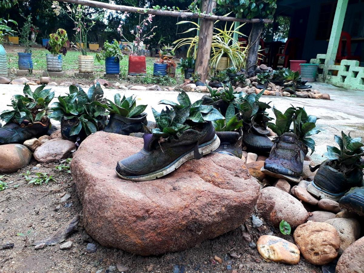 Tahan Guest House Kuala Tahan Buitenkant foto