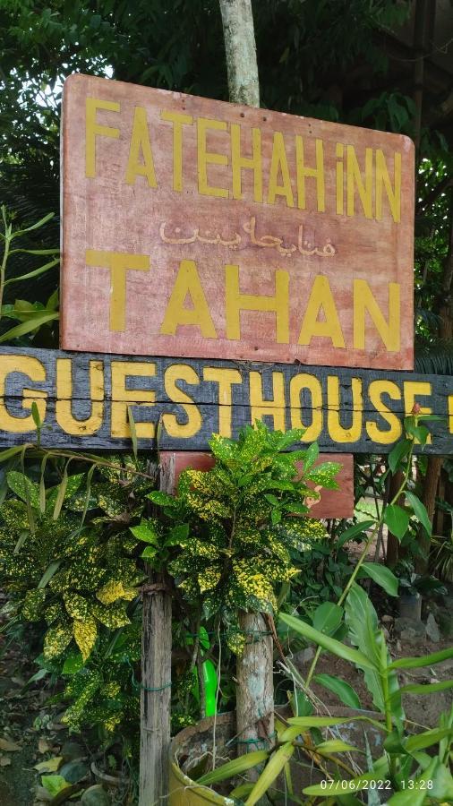 Tahan Guest House Kuala Tahan Buitenkant foto