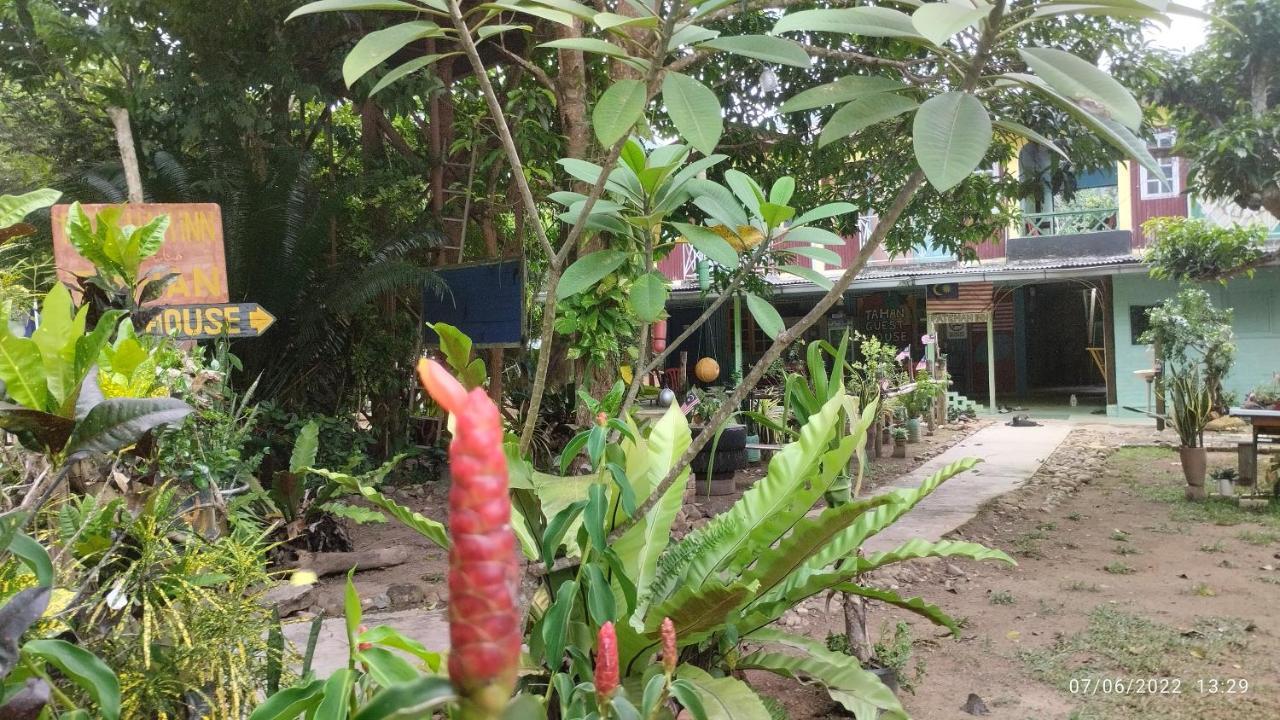Tahan Guest House Kuala Tahan Buitenkant foto