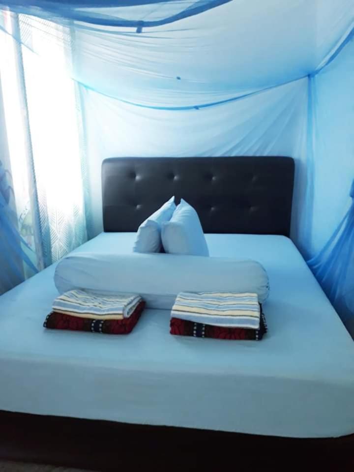 Tahan Guest House Kuala Tahan Kamer foto